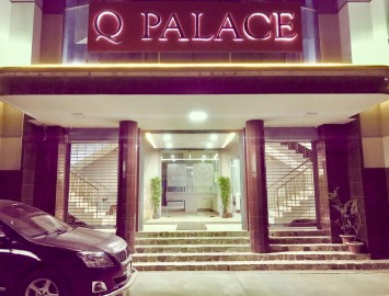 Q Palace