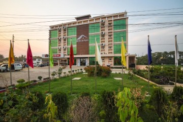 Hotel Ali Plaza